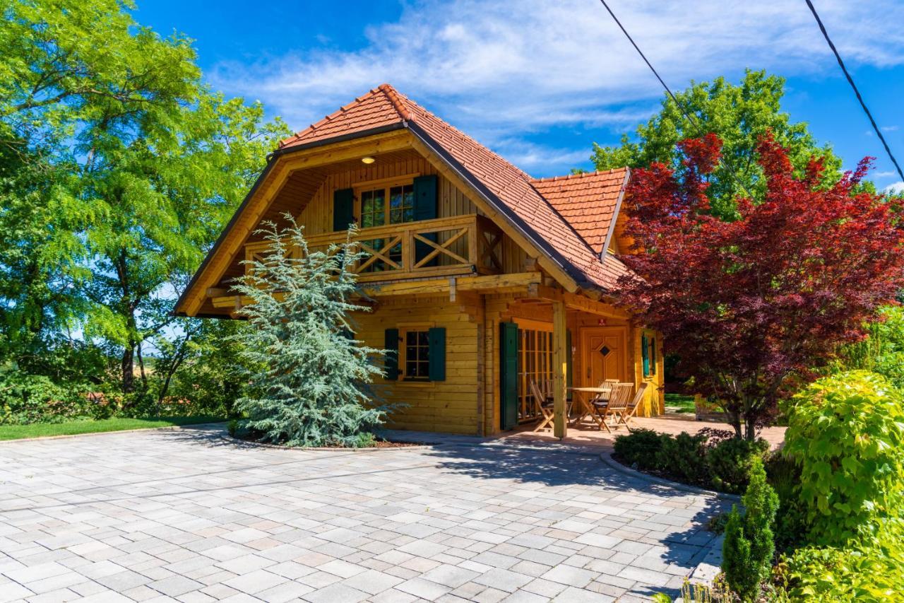 Chalet Haloze Pristava Bagian luar foto